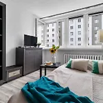 City Centre Studio By Esteum Host